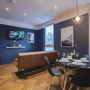 Yellow Hive Boutique 2 Apartment Belfast